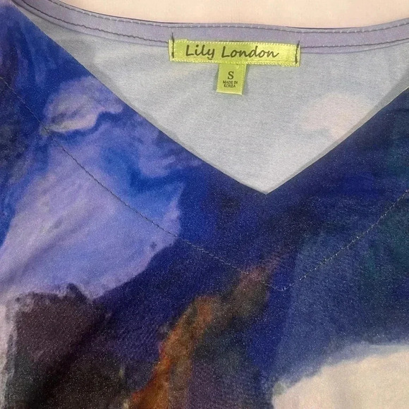 Lily London Abstract Knit Top - Picture 3 of 8